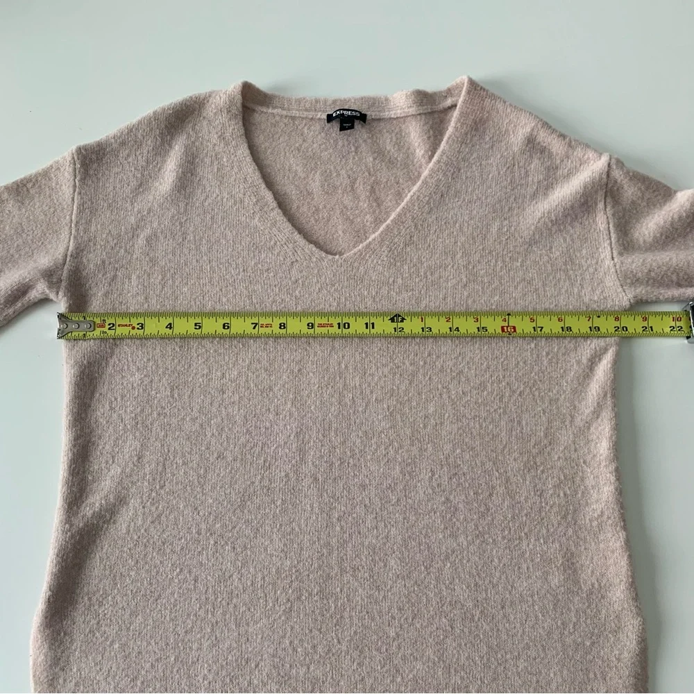 Express Soft V-Neck Sweater - Picture 6 of 7